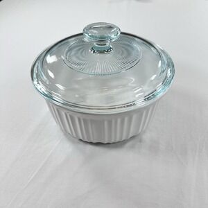 CorningWare French White 1.5 Qt Round Stoneware Casserole Dish with Lid NEW